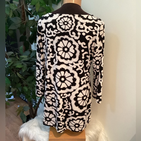 INC International Concepts black and white beaded detail blouse Large - Picture 3 of 13